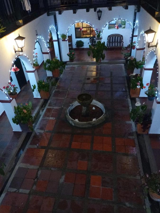 Bed and Breakfast Hospederia La Roca Plaza Principal Бойяка Экстерьер фото