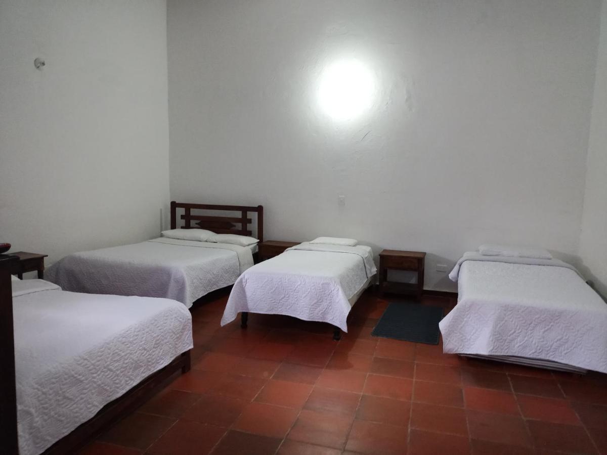 Bed and Breakfast Hospederia La Roca Plaza Principal Бойяка Экстерьер фото