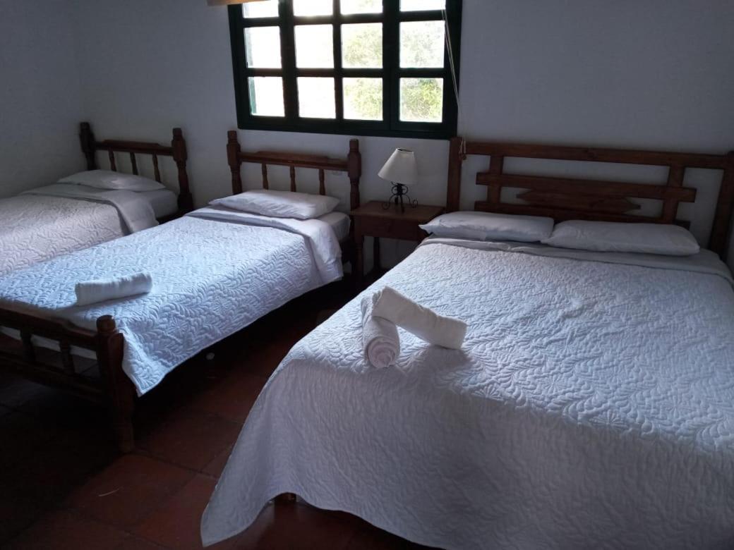 Bed and Breakfast Hospederia La Roca Plaza Principal Бойяка Экстерьер фото
