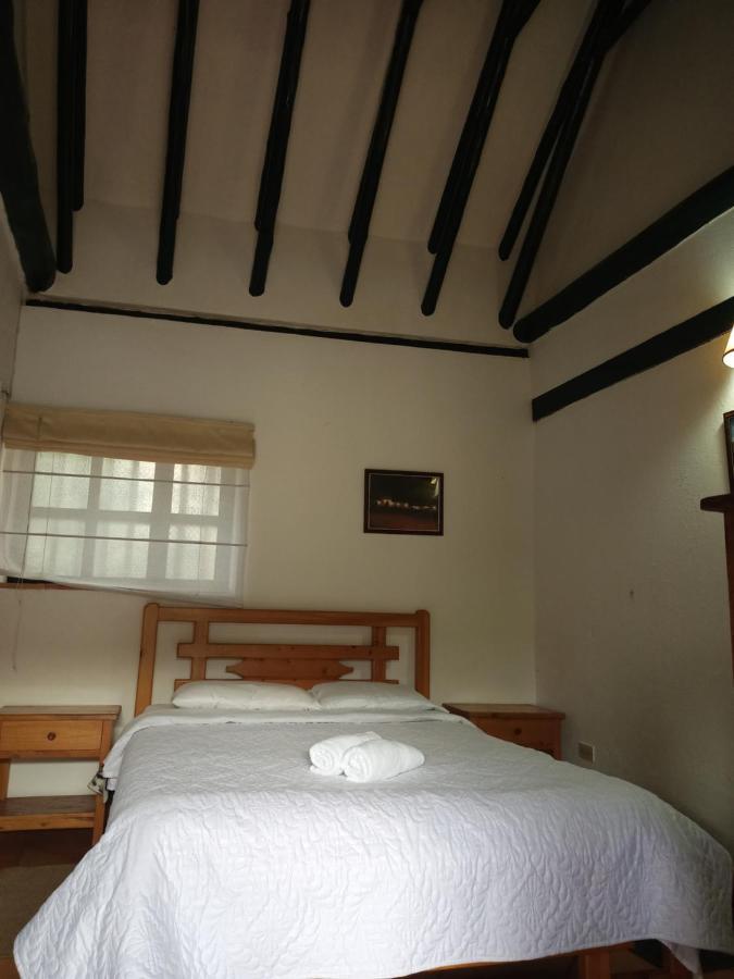 Bed and Breakfast Hospederia La Roca Plaza Principal Бойяка Экстерьер фото